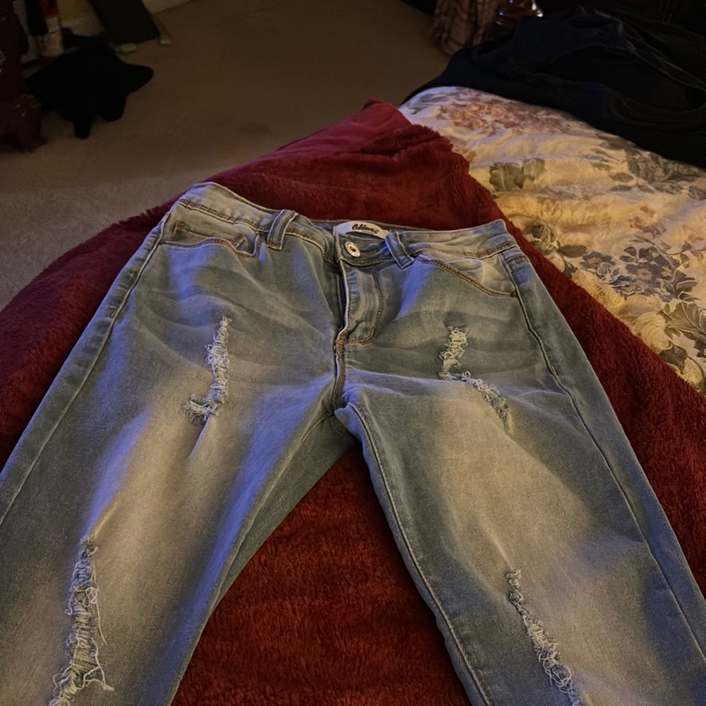 Jeans